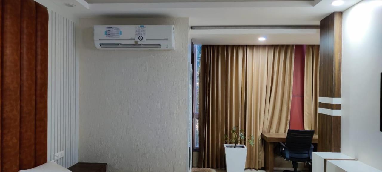 Hotel Maira Dehradun Exterior foto