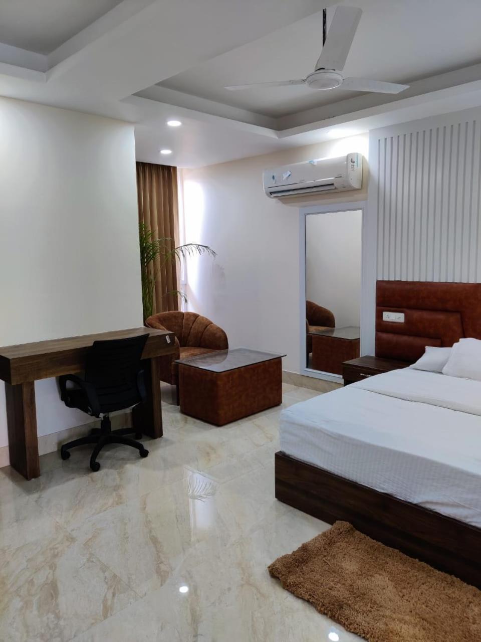 Hotel Maira Dehradun Exterior foto