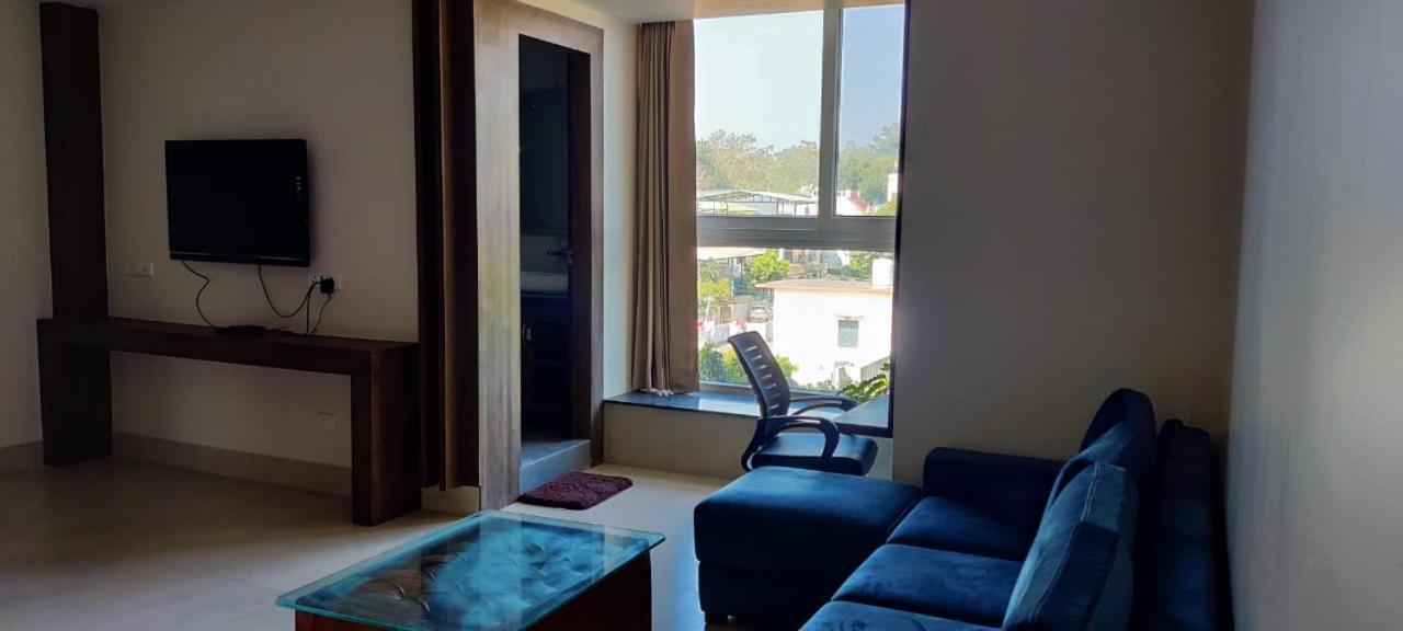 Hotel Maira Dehradun Exterior foto